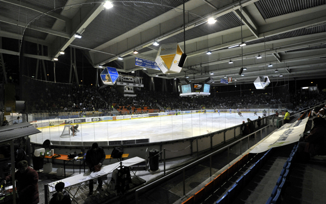 Curt-Frenzel-Stadion