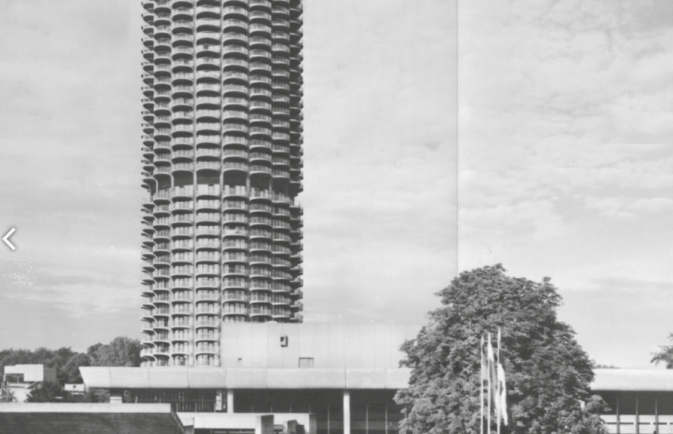 Hotelturm alt