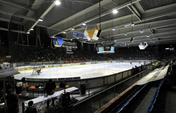Curt-Frenzel-Stadion