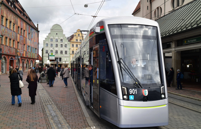 neue tramlink on.jpg