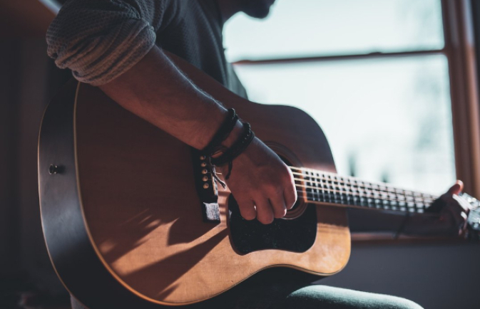 Gitarre spielen für Anfänger