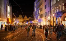 Shopping Night - Nikky Maier.jpg
