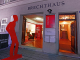 Brechthaus Blick nach innen Lounge und Treppenhaus © Norbert Liesz.jpg