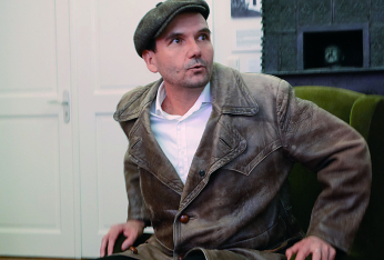 Brecht Völker