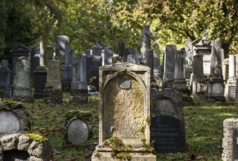Friedhof Haunstetter Straße.jpg