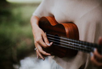 Ukulele spielen für Anfänger